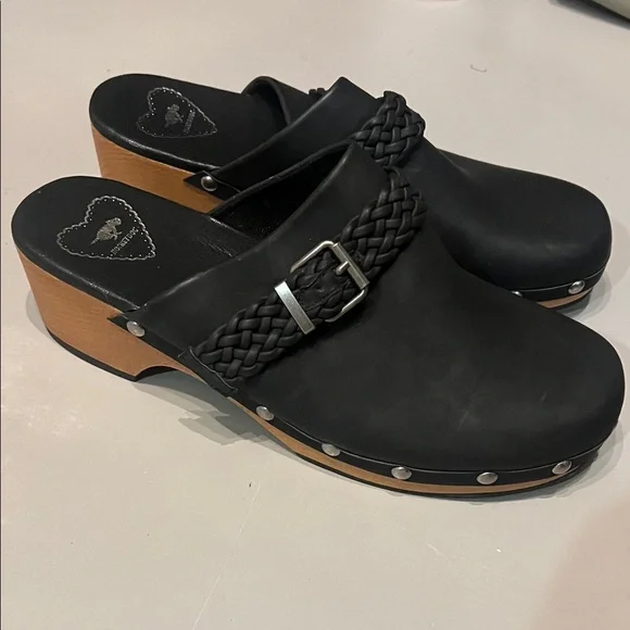 Rocket Dog Black Clog Mules with Braided Strap - Picture 2 of 4